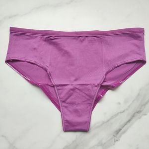 NWT SOMA VANISHING EDGE MICROFIBER CHEEKY HIPSTER PANTY IN PRISM PURPLE SIZE SMA